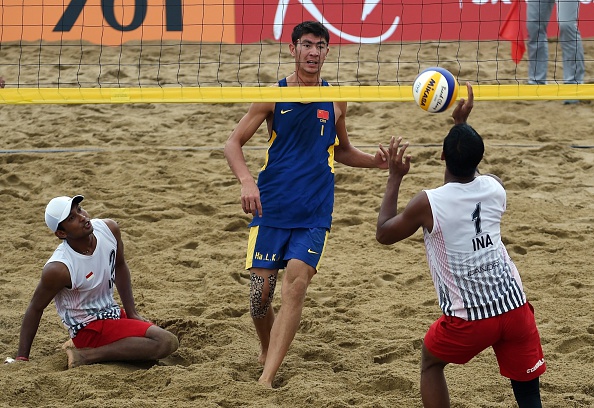 Beach volleyball bronze medal match ©AFP/Getty Images