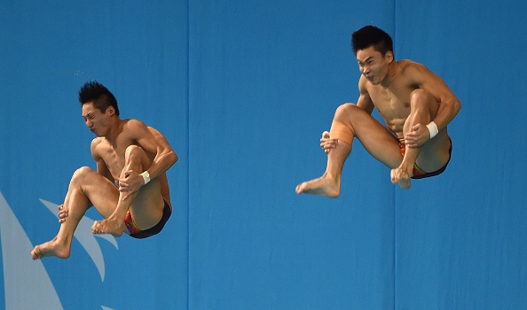 Lin Yue and Cao Yuan took one of two Chinese diving title today, in the synchronised 3m springboard event ©AFP/Getty Images