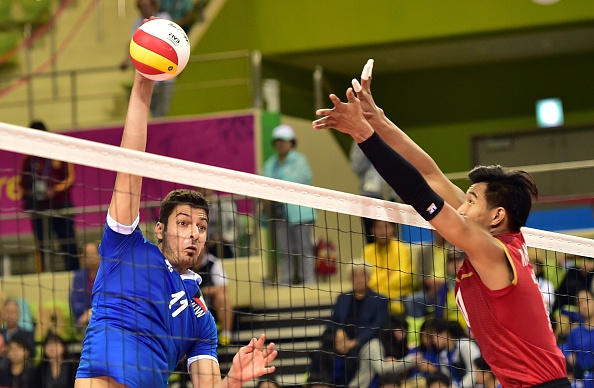 Kuwait faced Thailand in the men's volleyball competition ©AFP/Getty Images