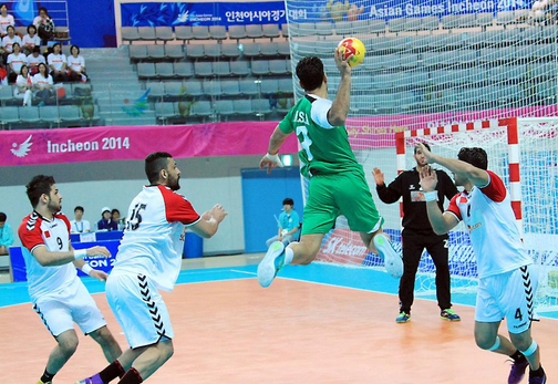 Saudi Arabia face Bahrain in handball ©Twitter