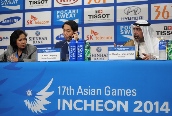Sheikh Ahmad Al Fahad Al Sabah (right) appeared enthusiastic to embrace new members to the "Asian sports family" when speaking last week ©AFP/Getty Images