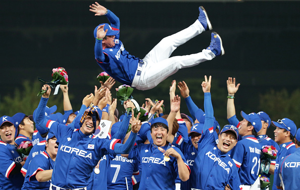South Korea celebrate their hard fought victory over Taiwan ©Getty Images