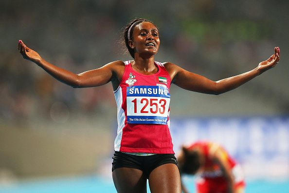 Alia Saeed Mohammed of UAE celebrates winning the 10,000m ©AFP/Getty Images