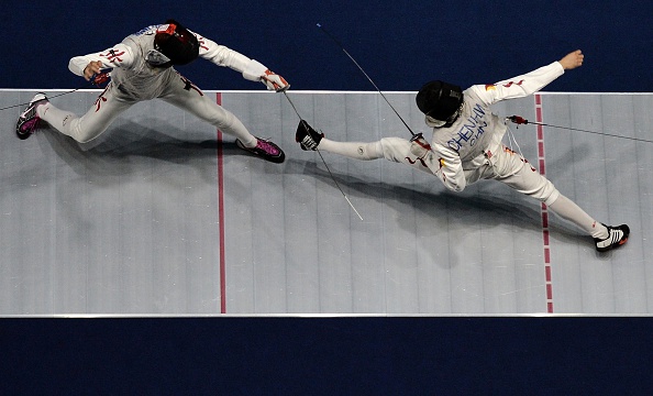One of the sem-finals of the men's fencing foil team event saw China's Chen Haiwei (right) up against Cheung Siu Lun of Hong Kong ©AFP/Getty Images