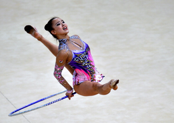 South Korea's Son Yeon Jae leads the hoop standings after the first day of action in Izmir ©AFP/Getty Images