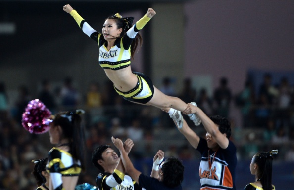 The high-energy dancing kept the crowd inside the Incheon Asiad Main Stadium entertained ©AFP/Getty Images