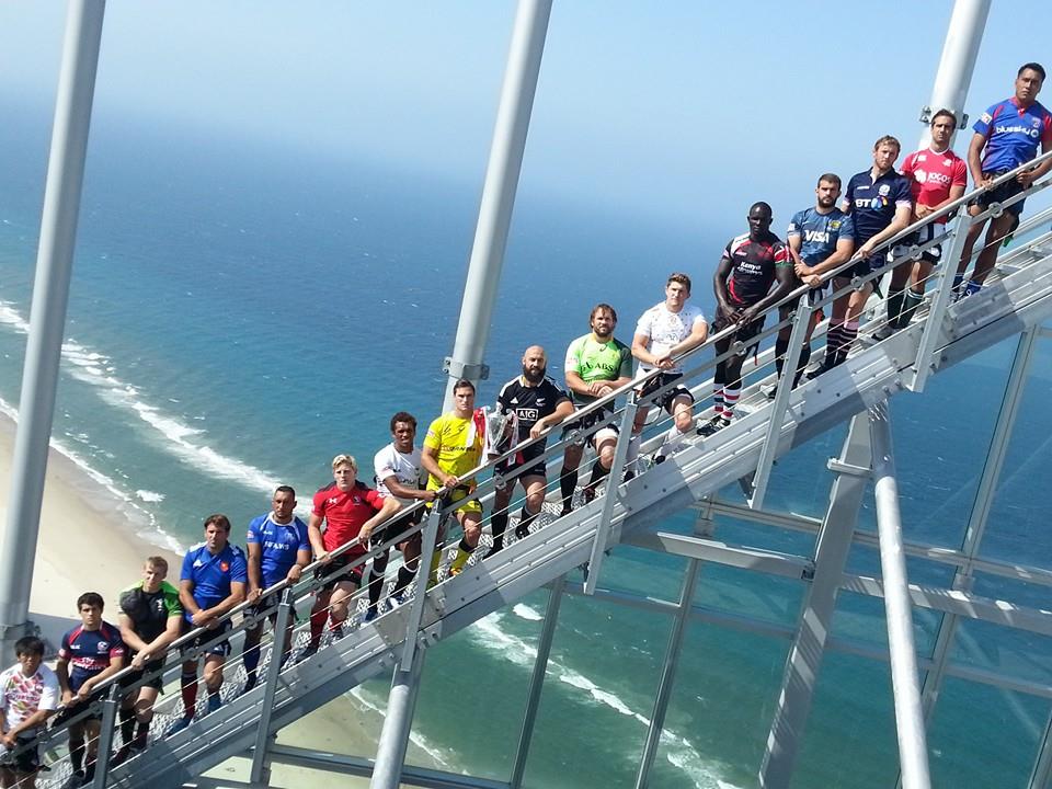 Captains line up at Gold Coasts highest residential skyrise, Q1, ahead of the Gold Coast Sevens ©ITG
