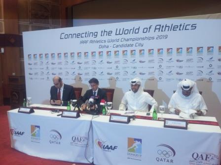 IAAF Evaluation Comission chief Sebastian Coe (second left) spoke alongside Doha 2019 and other IAAF officials following the conclusion of the inspection visit ©ITG