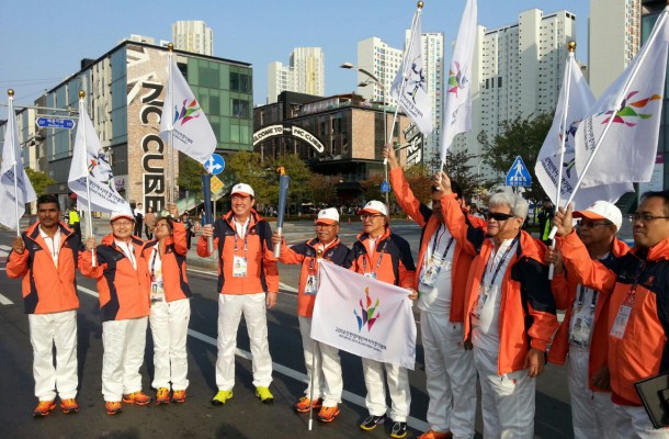 Athletes and officials prepare for the Opening Ceremony of the Incheon 2014 Asian Para Games ©Incheon 2014