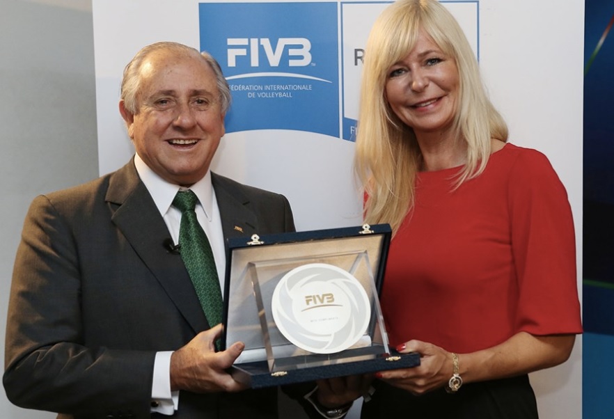  FIVB President Ary S Graça was joined in Milan by Rosetta Stone representative Sabine Schnorr ©FIVB