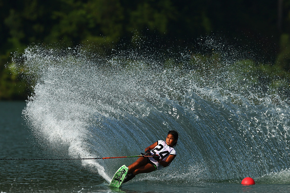 Aaliyah Yoong Hanifah competing in Phuket in the slalom competition, which she participated in alongside her favoured tricks event ©Getty Images