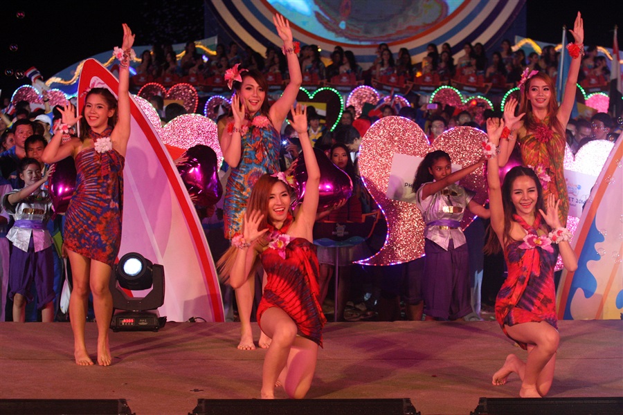 Dancers during the Closing Ceremony ©Phuket 2014