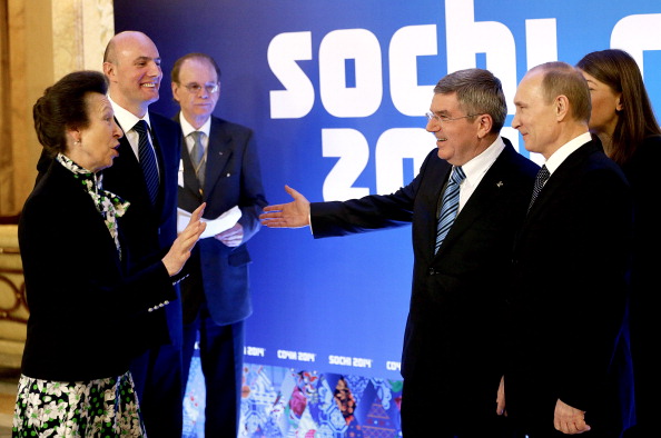 Dmitry Chernyshenko (left), pictured during Sochi 2014 with Vladimir Putin, IOC President Thomas Bach (centre) and British IOC member Prince Anne ©Getty Images