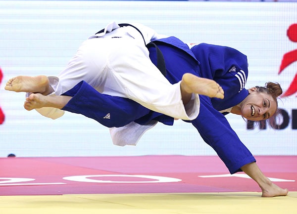 Monica Ungureanu claimed the first gold medal of the Qingdao Judo Grand Prix ©IJF