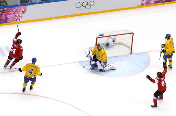 Nicklas Bäckström was suspended from playing in the ice hockey final of Sochi 2014, where Sweden lost 3-0 to Canada ©Getty Images