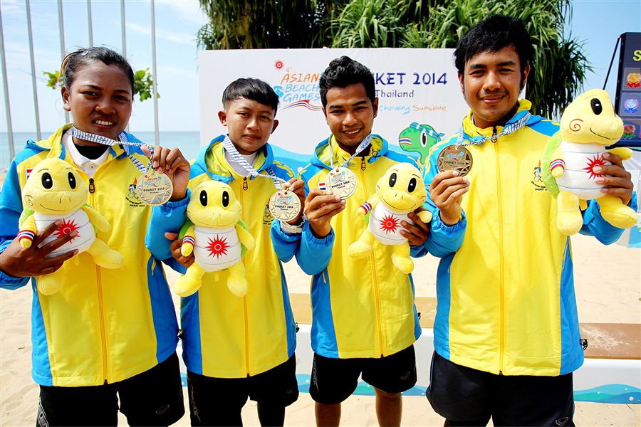Thailand celebrate yet more gold medal success on the final day of action in woodball ©Phuket 2014