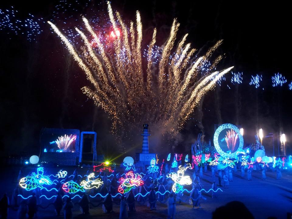 The Opening Ceremony of Phuket 2014 was packed full of beach-side fun - despite the torrential rain beforehand ©ITG