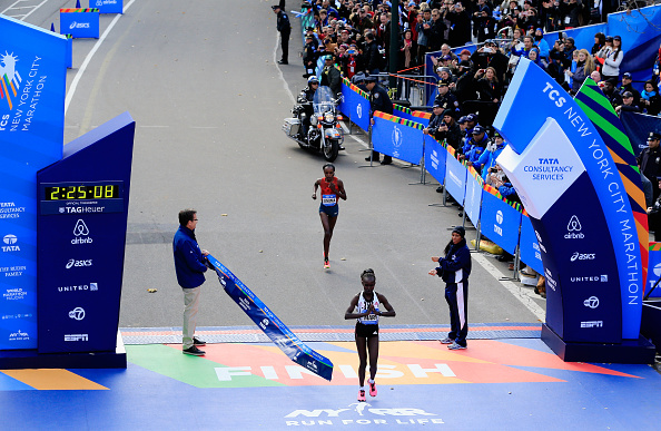 Mary Keitany wins the New York City Marathon by a three-second margin from fellow Kenyan Jemima Sumgong ©Getty Images 
