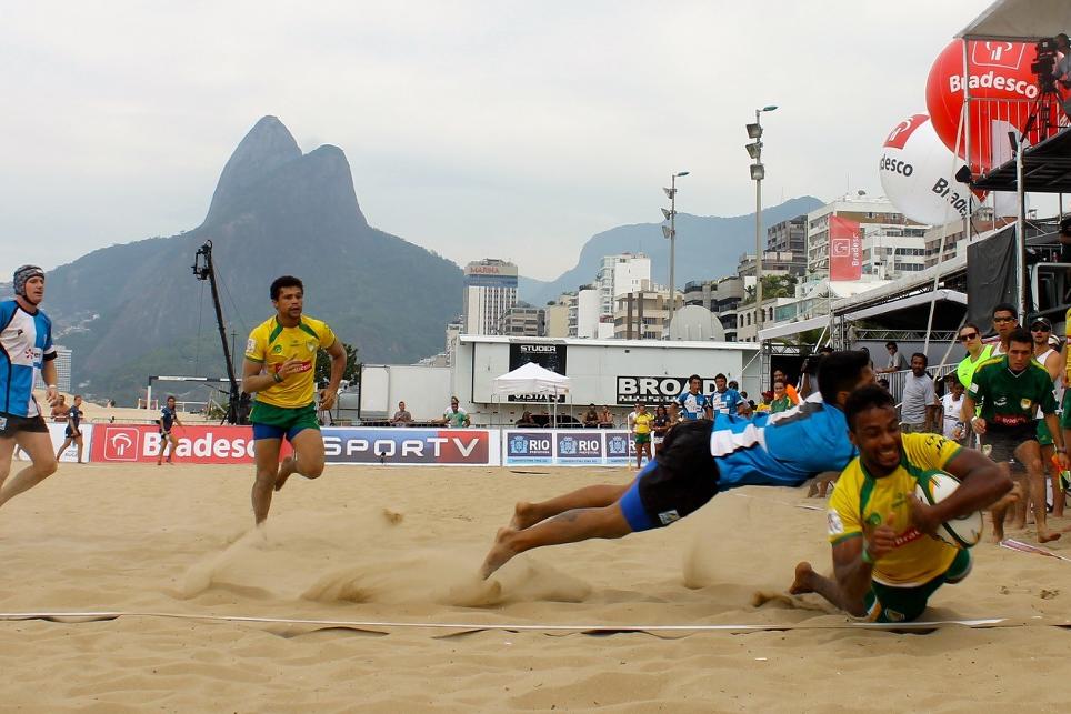Argentina and Brazil were on top in a beach rugby sevens invitational tournament on Ipanema Beach ahead of Rio 2016 ©Rio 2016