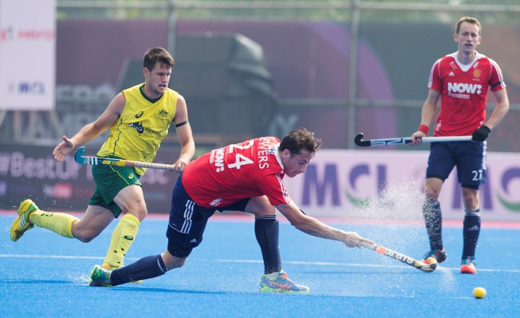 England produced the shock of the day at the Men's Champions Trophy  as they upset Australia with a 3-1 win ©FIH/Koen Suyk