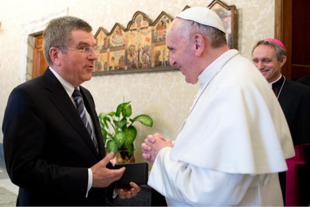 Pope Francis pictured with International Olympic Committee President Thomas Bach during a meeting in November 2013 ©IOC