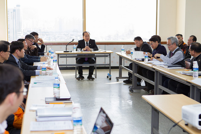 The Gwangju 2015 Organising Committee has held a debrief after its two month venue inspection operation ©Gwangju 2015