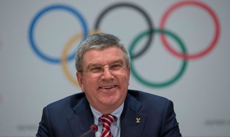 Thomas Bach was in jovial mood at this evening's press conference following the passing of all 40 recommendations ©IOC