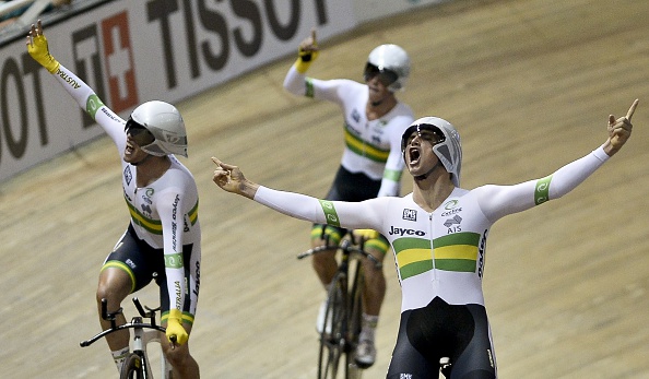 Australia claimed victory in the men and women's team pursuit ©LUIS ROBAYO/AFP/Getty Images