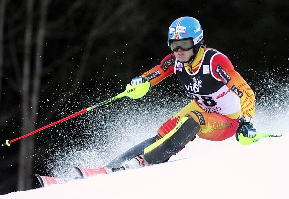 Canadian Erin Mielzynski clears a gate during the women's slalom World Cup leg in Zagreb ©AFP/Getty Images
