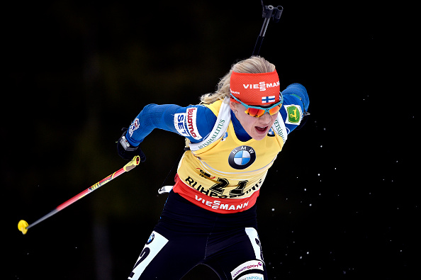 Finland's Kaisa Mäkäräinen still tops the overall standings but her lead has been cut to 58 points following Darya Domracheva's victory ©Getty Images