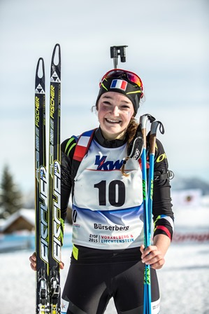 Lou Jeanmonnot is all smiles after her triumph in Bürserberg ©EYOF 2015