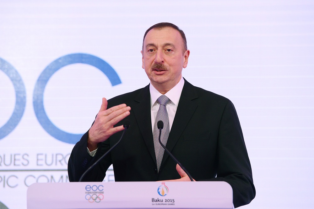 President Ilham Aliyev addressed a number of high-profile figureheads during a Baku 2015 Gala Dinner at the 2015 World Economics Forum ©Baku 2015