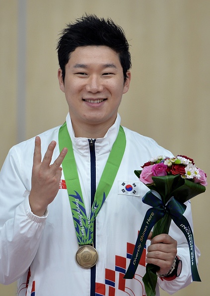 Three-time Olympic champion Jongoh Jin won two gold medals at the 2014 World Championships in Granada ©AFP/Getty Images