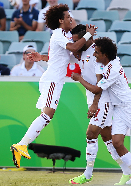 UAE players celebrate Mabkhout's record breaking goal ©Getty Images