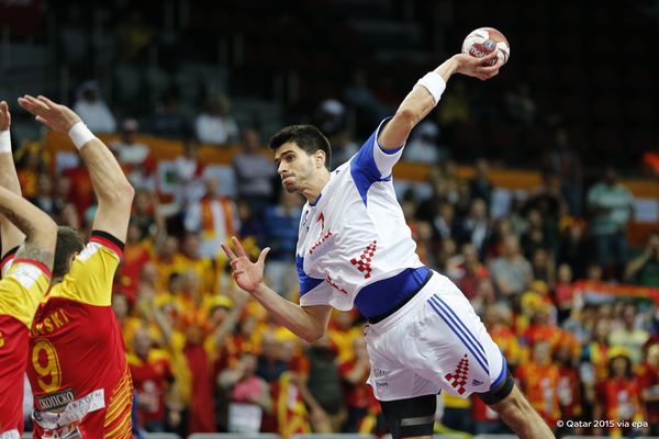 Croatia remain unbeaten at the top of Group B after a fiercely contested 29-26 win over near neighbours Macedonia ©Qatar2015