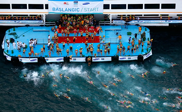 Applications for the 2015 Bosphorus Cross-Continental Swimming Race opened today ©National Olympic Committee of Turkey/Facebook