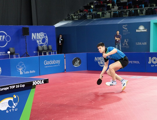 Dimitrij Ovtcharov beat defending champion Marcos Freitas to seal his qualification spot for the 2015 ITTF Men's World Cup ©ITTF