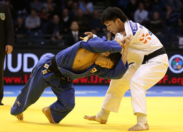 Japan's Kengo Takaichi upset the odds to take the men's under 66kg title ©IJF