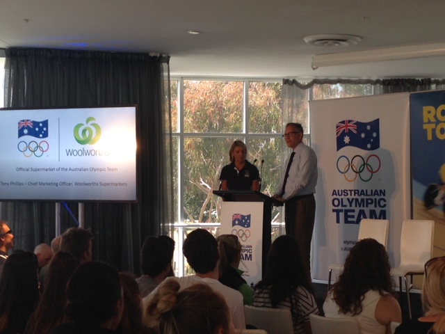 Kitty Chiller and Tony Phillips announce Woolworths as the latest sponsor of the Australian Olympic team ©Olympics.com.au
