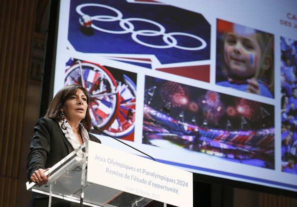 Paris Mayor Anne Hidalgo was one of the political leaders to be presented with a report on the city's candidacy for the 2024 Olympic and Paralympic Games ©Getty Images