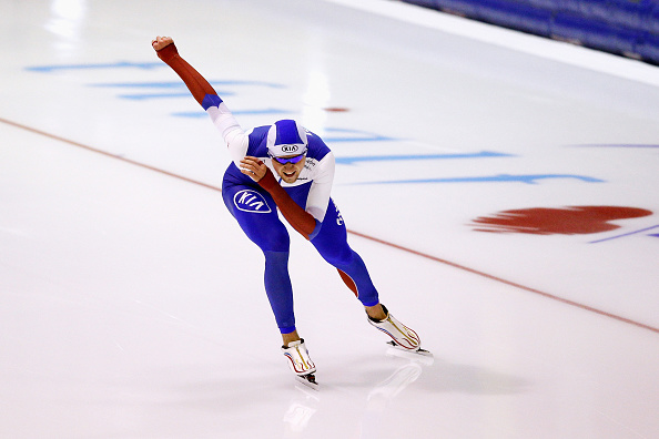Russias Denis Yuskov broke the track record to defend his 5000m world title ©Getty Images