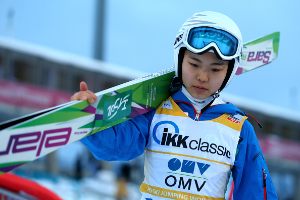 Sara Takanashi returned to form with a narrow victory at the Ski Jumping World Cup in Rasnov ©Getty Images