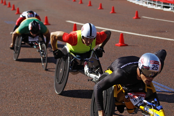 Switzerland's Marcel Hug pipped David Weir to the 2014 London Marathon title ©Getty Images