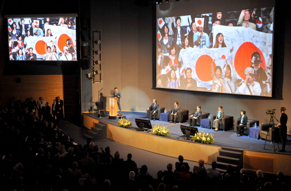 Tokyo 2020 make their bid presentation during the 2013 SportAccord Convention ©AFP/Getty Images