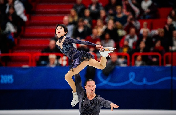 Yuko Kavaguti and Alexander Smirnov secured the European title after winning the free skating programme ©AFP/Getty Images
