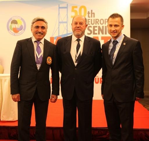 Yashar Bashirov (left), President of the Azerbaijan Karate Federation, and Dmitry Chigenev (right), manager of karate at Baku 2015, celebrate being awarded the 2020 European Championships with Antonio Espinos, head of the World and European Karate Federations ©Azerbaijan Karate Federation
