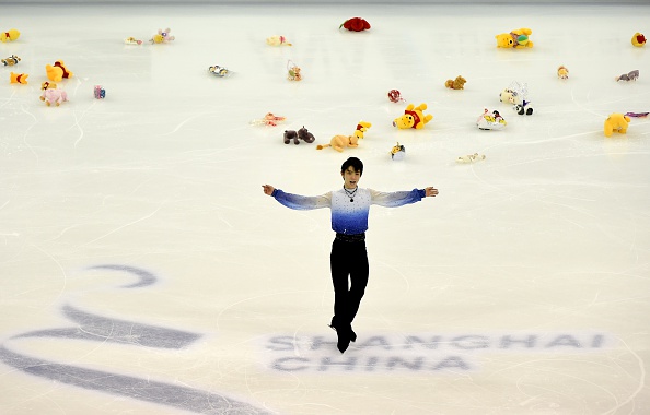 Japan's Yuzuru Hanyu was showered with toys after completing his men's short programme routine ©AFP/Getty Images