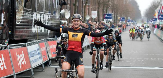 Belgium's Jolien D'Hoore sprinted to victory in the opening UCI Women's World Cup event of the season on her 25th birthday ©Twitter
