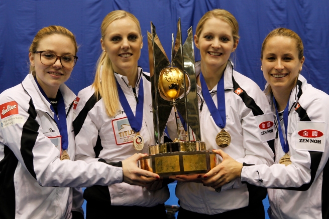 Switzerland defended their World Championship crown by beating Olympic champions Canada in Sapporo ©WCF