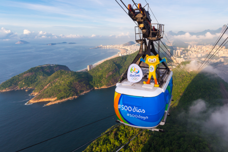 The Rio 2016 mascot Vinicius marked 500 days to go until the Games by taking in the beauty of the city from the top of the Sugar Loaf Mountain cable car ©Rio 2016